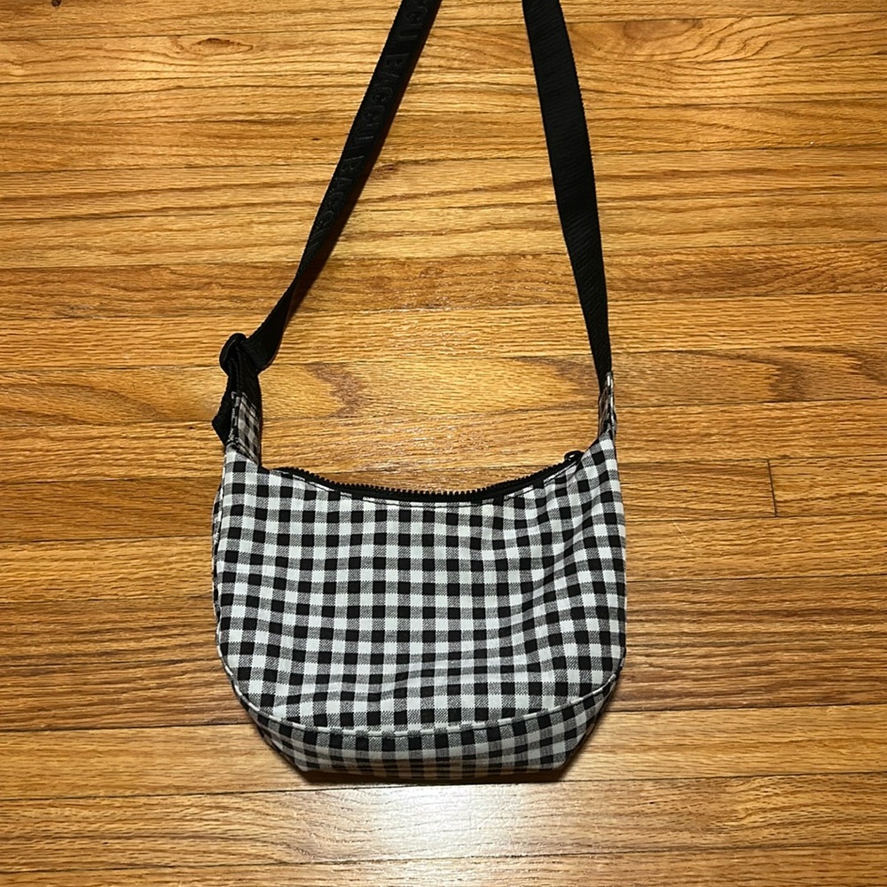BAGGU Small Crescent Bag - Black & White Gingham